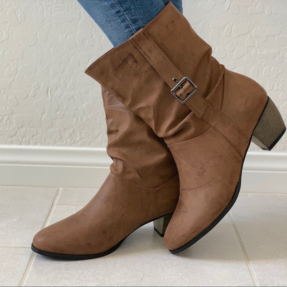 NIB Distressed Sand Low Heel Slouch Chic Boots - Picture 8 of 8